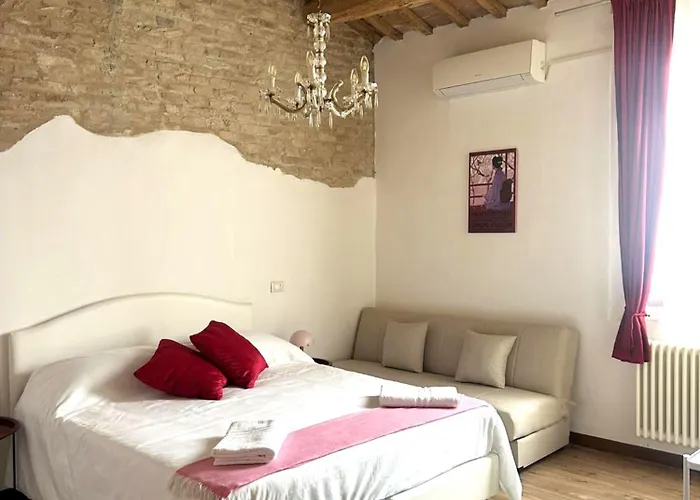 Residenza Toscanini 3* 라벤나