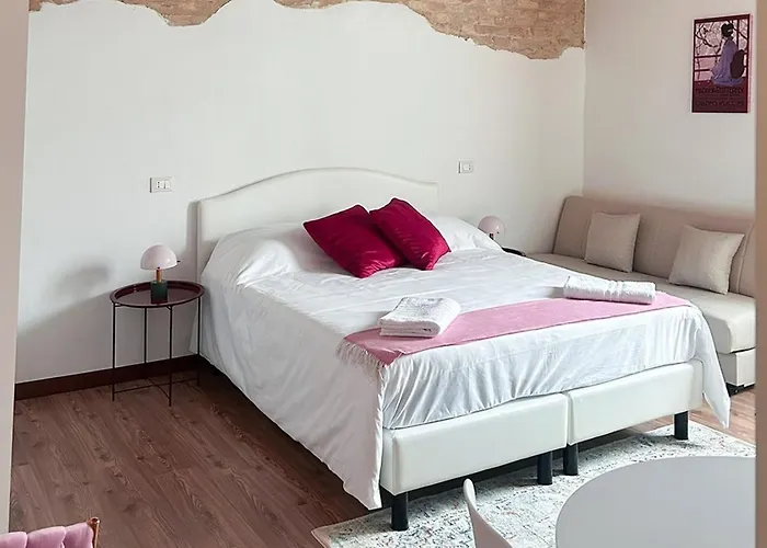 Frühstückspension Residenza Toscanini 3*