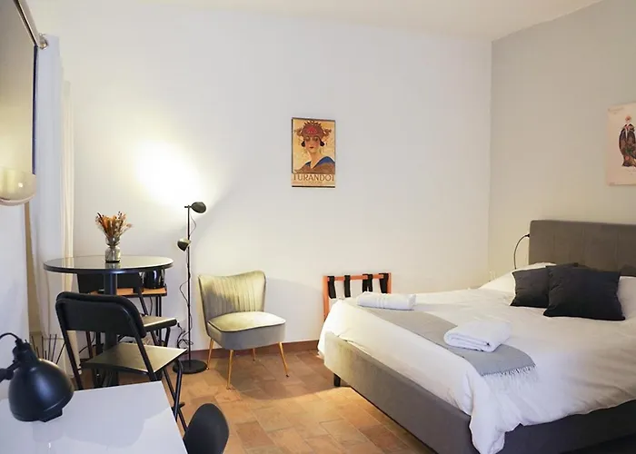 Oda ve Kahvaltı Residenza Toscanini